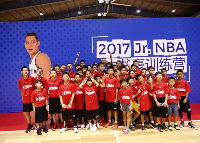 jrnba篮球训练营登陆深圳林书豪化身导师