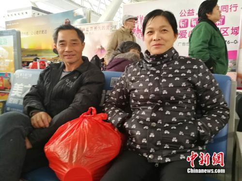 回望春运40年:归家路上的“变”与“不变”