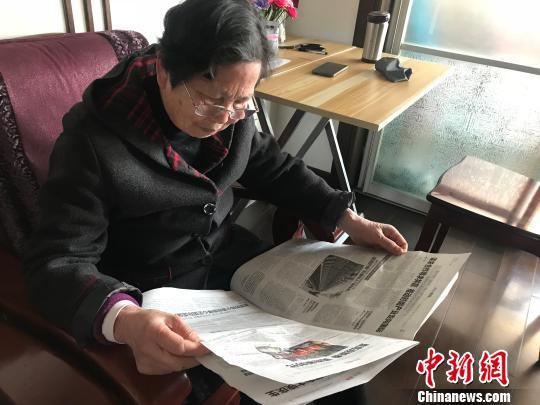 浙江海宁一老人坚守26年 帮邻助里“守护家园”