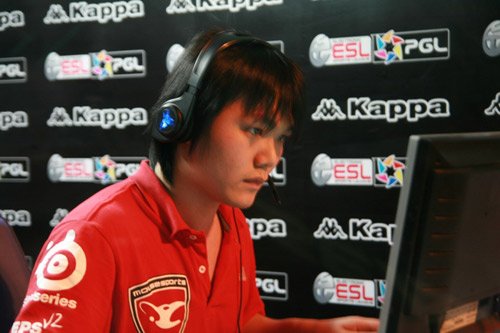 电子竞技大赛名人--Fly_动漫_腾讯网