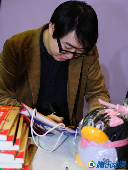 专访:南派三叔参加成都CAF签售会