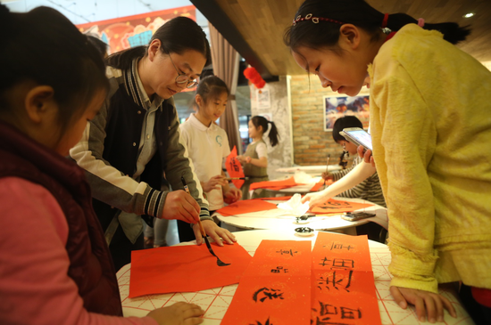 《京剧猫》糖豆俱乐部展现超人气 开启亲子暖冬之旅