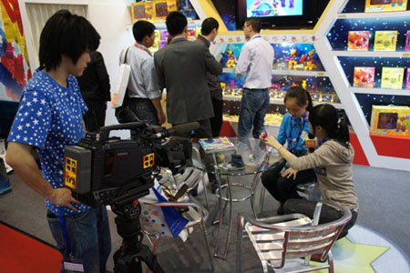  玩具展归来 “星猫”乘胜出击再战国漫节