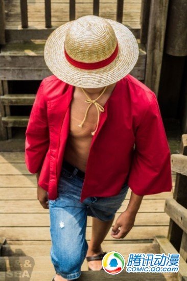 《海贼王》路飞草帽系列第4弹发售