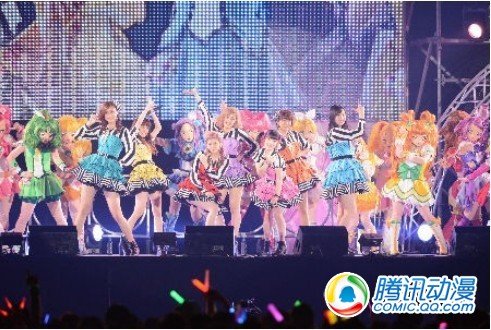 Berryz工房与光之美少女同台献艺