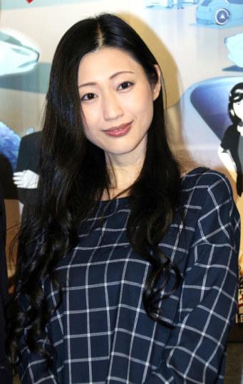 坛蜜声优处女作《岛耕作》人妻久美子