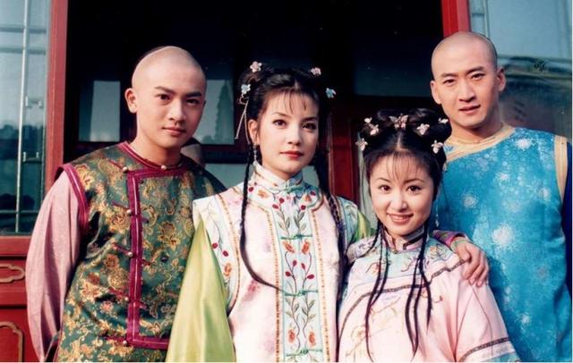 《还珠格格》将拍动画电影 赵薇任导演