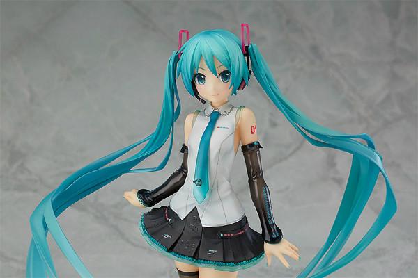 奸笑社开放预售初音未来v4x手办