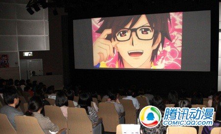 《眼镜部》先行上映会获市长赞许