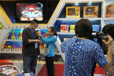  玩具展归来 “星猫”乘胜出击再战国漫节