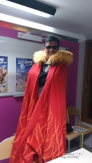 虚渊玄参加法国漫展受到热烈欢迎