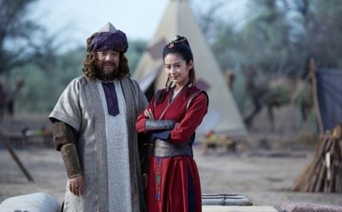 《古剑奇谭2》发布片场照 红衣闻人羽惊艳登场