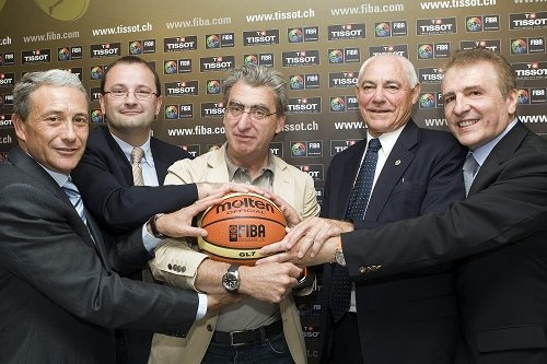 天梭 成为国际篮联FIBA官方指定计时_09时间