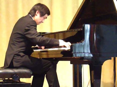 万州青年获国际钢琴大赛一等奖_万州社会
