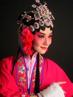 组图:易建联女友青衣扮相惊艳夺目_体育新闻