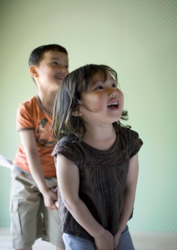 宝宝脾气暴躁怎么办?