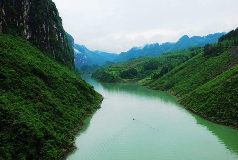 乌江画廊在哪里_乌江画廊阿依河景区