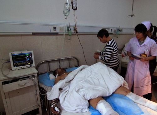 湖南冷水江矿山发生罐笼坠落事故26人死(图)_