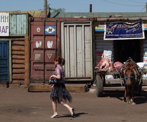 蒙古国女人剩女多_境外游