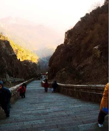 泰山自助游景点门票攻略_驴友攻略