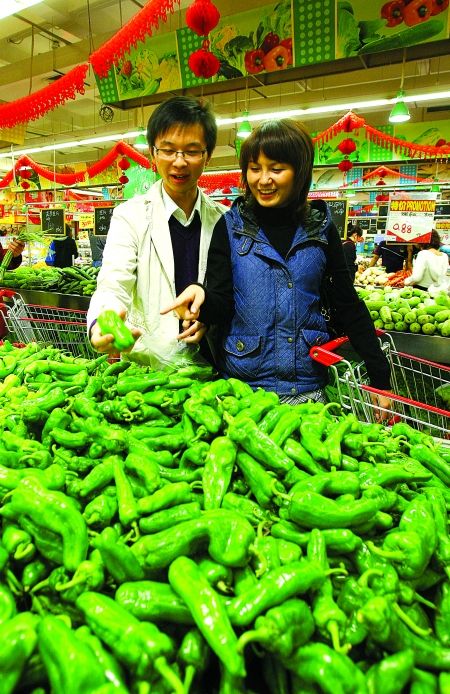 美女快报名 “煮男”下厨陪你过单身节(图)