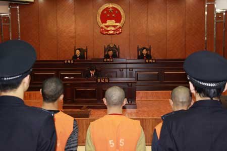 市二中法院公开宣判张波张涛"涉黑"团伙案