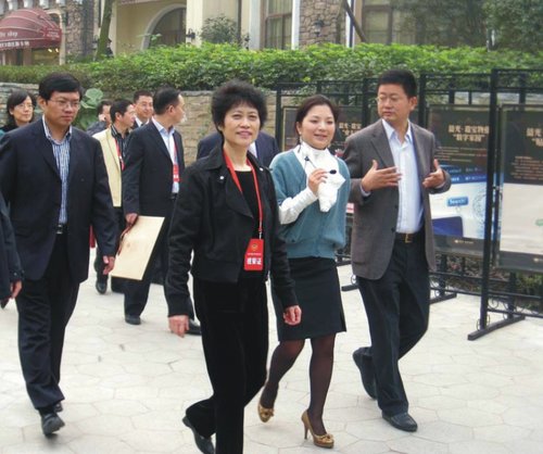 蓝光·十里蓝山 重庆宜居楼盘典范获肯定_评楼