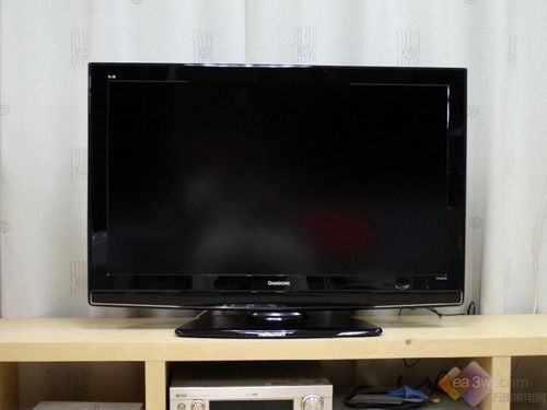 最便宜的电视_反季特价夏普最便宜32寸液晶电视促销