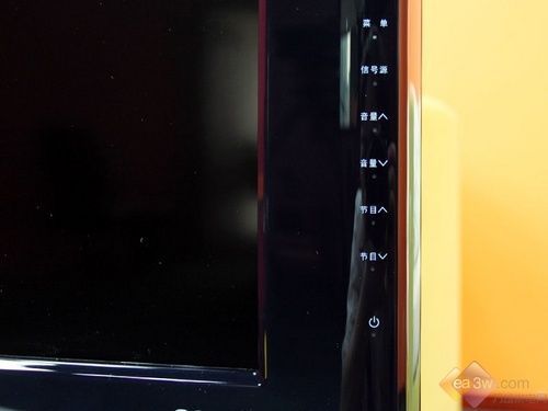 海信LED电视首测 超薄上网一个不少_平板电视
