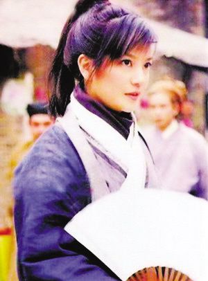 赵薇:花木兰相貌极丑身材极差_文体娱乐