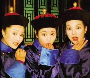 赵薇:花木兰相貌极丑身材极差_文体娱乐