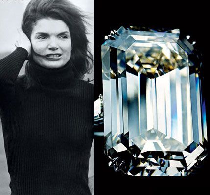 美国前第一夫人杰奎琳与她钟爱的harry winston巨型钻戒从美国最年轻