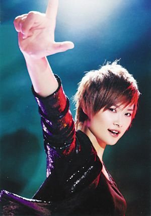 李宇春创作新单曲《籁赋》 言词犀利抨击假唱