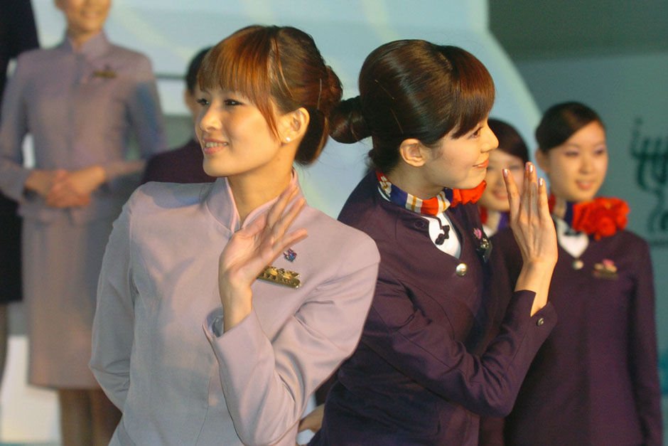 两岸航空公司首次互换<em>空姐</em>_<em>空姐</em>_<em>腾讯</em>·大渝