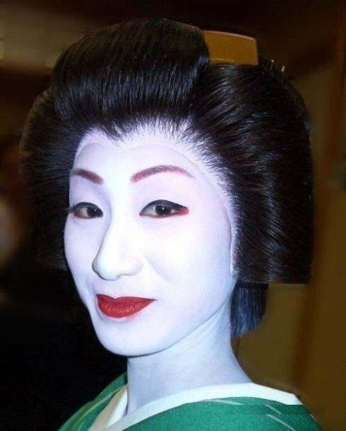 日本艺伎的化妆过程