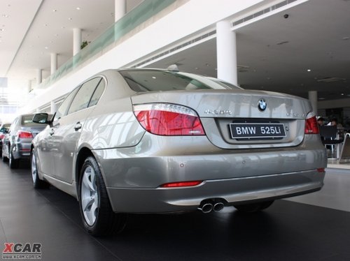 先天性心脏病?宝马烧机油背后真相解析_新闻