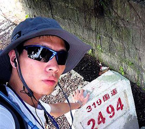 痴情男为爱徒步走成都_2009驴友达人录_腾讯