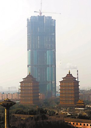 200村民每人出资千万 建造中国第八高楼_全国