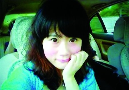 23岁最嫩女局长否认是领导儿媳 网上所传照片