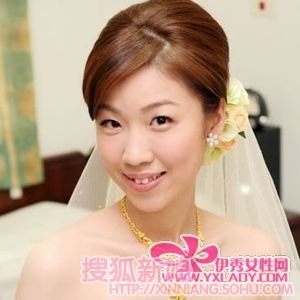 妩媚精致新娘发型造梦中婚礼 _跟妆