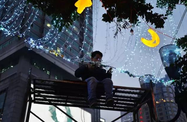 美哭！解放碑为你点亮360度无死角的夜色之美~