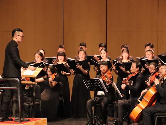 经典影视·奇幻音乐会震撼上演 惊艳演绎再掀回忆狂潮