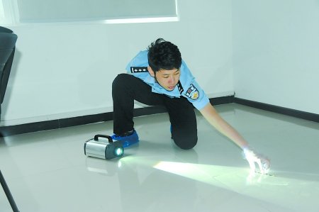 当代公安保尔 独臂民警陈冰的阳光人生