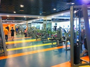 健身房刚装修完还有异味 会员跑步跑得头晕