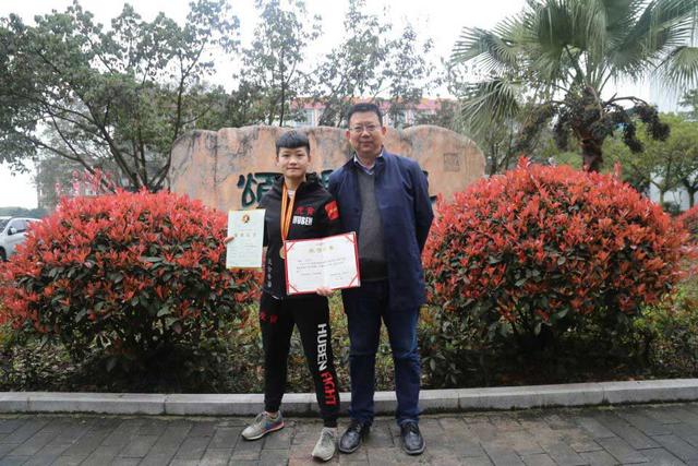 厉害了!南华中学学子获全国泰拳锦标赛冠军