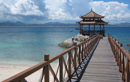 重庆白领休闲新时尚 飞机出游耍个暖周末