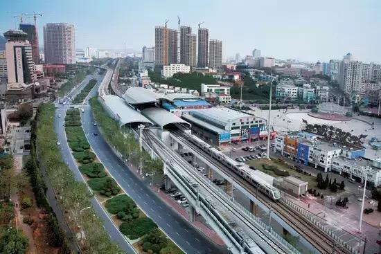 在官网上对重庆市万州区城乡建设委员会"万州区城市轨道交通线网规划"