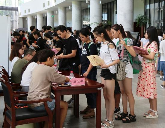 中央戏剧学院2017级新生报到