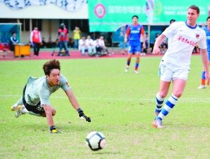 重庆力帆1比3深圳队 余勇喆低级失误葬送生死战