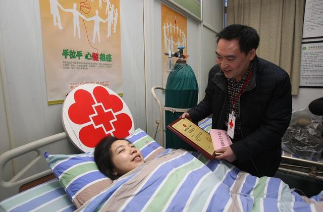 新桥医院护士捐生命种子救广东白血病少女